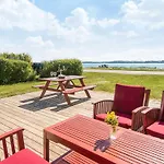 4 Person In Aabenraa-by Traum *