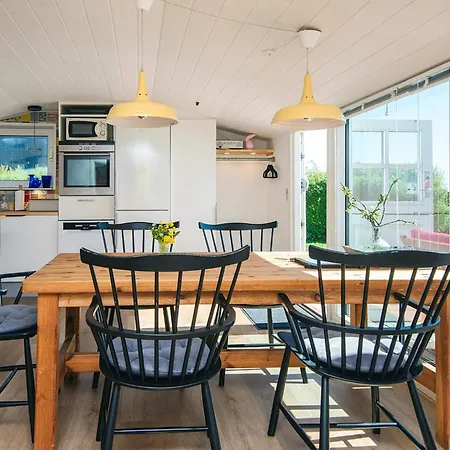 4 Person In Aabenraa-by Traum