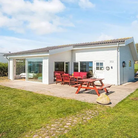 Holiday home Lxiii *